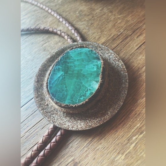 Necklace Fire Agate Bolo Two Piece - Picture 14 of 14